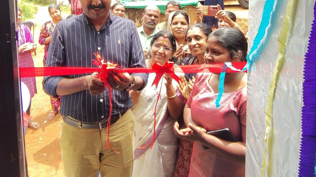 കുടുംബശ്രീ കെ ടിക് പദ്ധതിവഴി സംരംഭം തുടങ്ങി