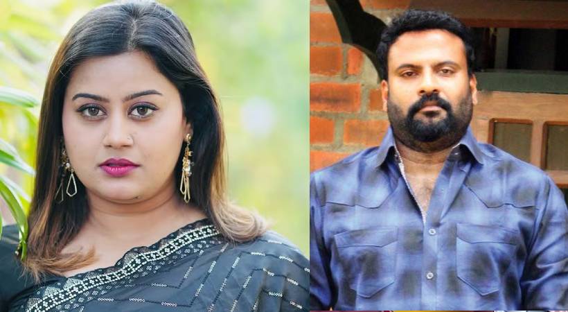 ‘ടിനി ടോം സാമൂഹിക വിപത്ത്, ശ്വേത മേനോൻ അടക്കം സംരക്ഷണം ഒരുക്കുന്നു’; അൻസിബ ഹസൻ