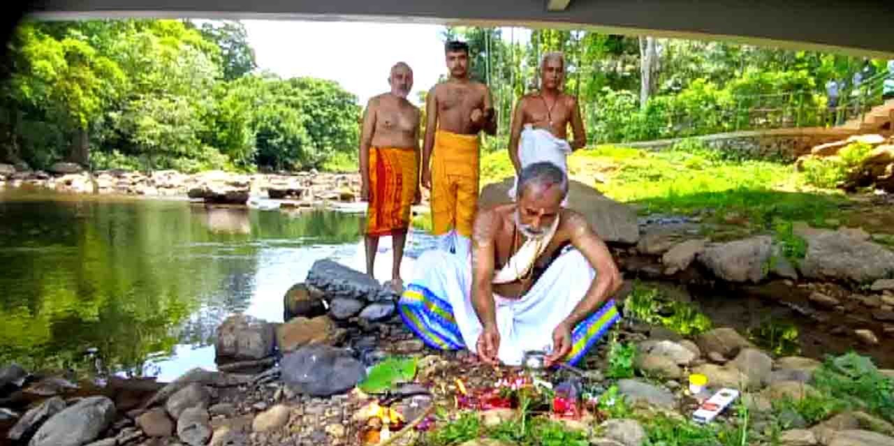 തിരുനെല്ലിയില്‍ നിന്ന് കൊട്ടിയൂരിലേക്ക് ‘ഭൂതത്തെ പറഞ്ഞയച്ചു’