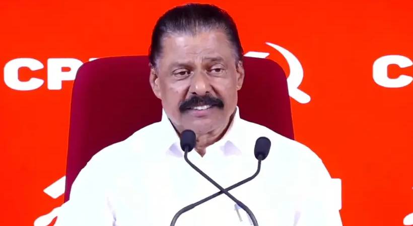 ‘KSRTC ബസിലെ സ്ത്രീകളുടെ സൗജന്യയാത്ര, CPIM എംഎൽഎമാർ വിട്ടുനിൽക്കും’; ആളെ പറ്റിക്കൽ, പറയുന്നതല്ല നടപ്പാക്കുന്നതെന്ന് എം വി ഗോവിന്ദൻ