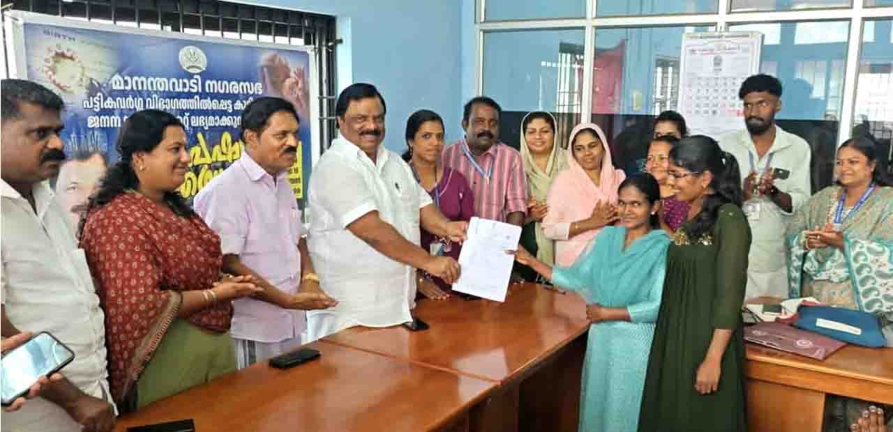 ജനന സര്‍ട്ടിഫിക്കറ്റ് വിതരണ അദാലത്ത് സംഘടിപ്പിച്ചു