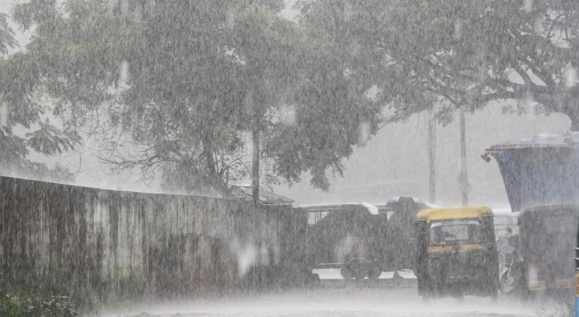 കാലവര്‍ഷം എത്തി; മഴ കനത്തു; എട്ട് ജില്ലകളില്‍ ഓറഞ്ച് അലേര്‍ട്ട്