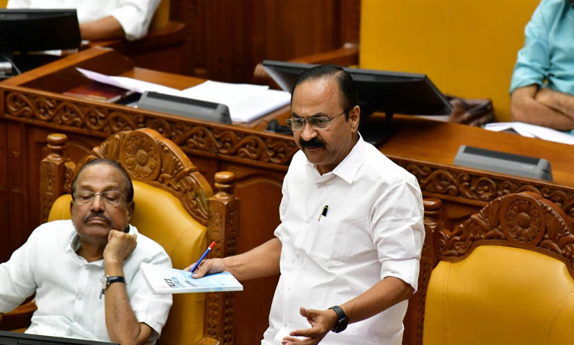 റാ​ഗിങ് തടയാൻ നിയമം വരും, വി​ദ്യാർഥികൾക്ക് പരാതി നൽകാൻ ആപ് രൂപീകരിക്കും -മുഖ്യമന്ത്രി