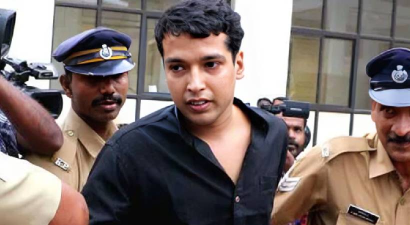 നടിയെ ആക്രമിച്ച കേസ്; പൾസർ സുനിക്ക് തിരിച്ചടി; ശിക്ഷ മരവിപ്പിക്കണമെന്ന ആവശ്യം ഹൈക്കോടതി തള്ളി