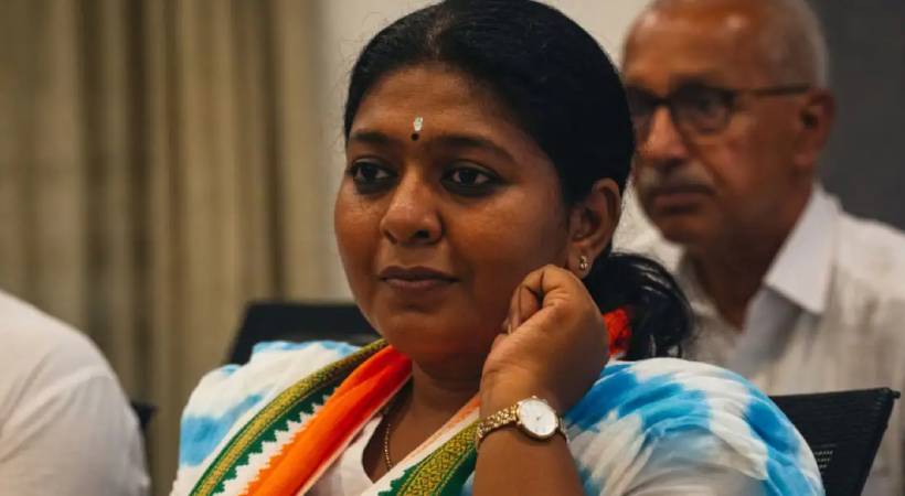 ‘മൂന്ന് കോടി രൂപ നൽകിയാൽ മന്ത്രിയാക്കാം’: വിദ്യാ ബാലകൃഷ്ണന് വ്യാജ കോൾ വന്ന സംഭവത്തിൽ സിം ഉടമയെ കണ്ടെത്തി