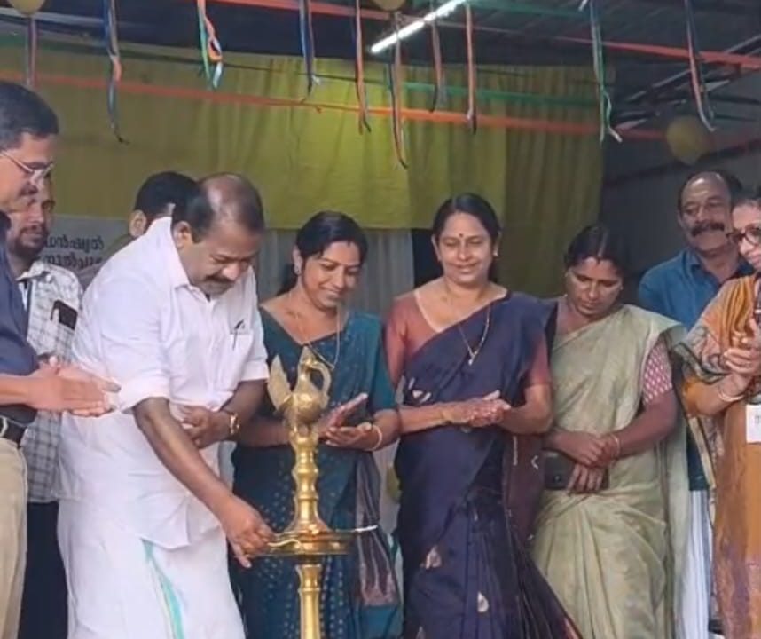 ഉന്നത വിജയം നേടിയ കുട്ടികളെ ആദരിച്ചു