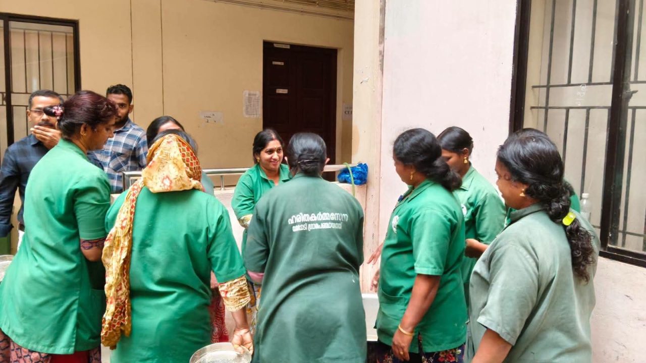 ദുരിതാശ്വാസ ക്യാമ്പിൽ കുടുംബശ്രീ കരുതൽ