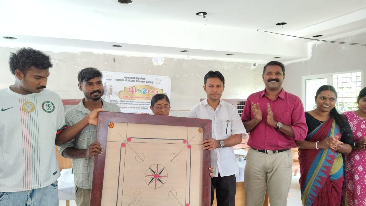 സ്പോർട്സ് കിറ്റ് വിതരണം ചെയ്തു