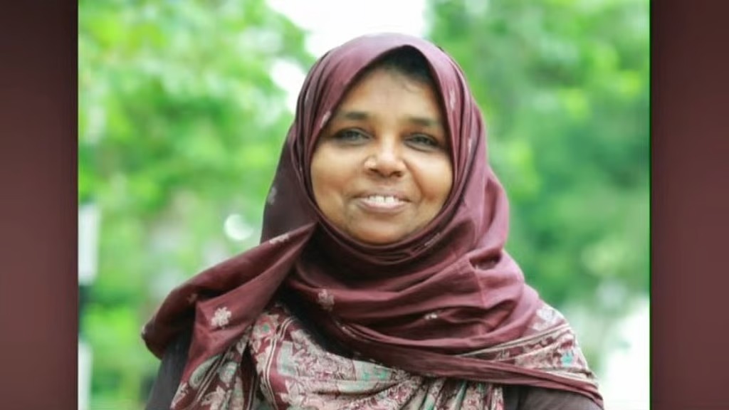 സ്കൂട്ടർ നിയന്ത്രണം വിട്ട് പോസ്റ്റിലിടിച്ചു; പഞ്ചായത്ത് സ്റ്റാന്‍ഡിങ് കമ്മിറ്റി ചെയര്‍പേഴ്‌സണ്‍ മരിച്ചു