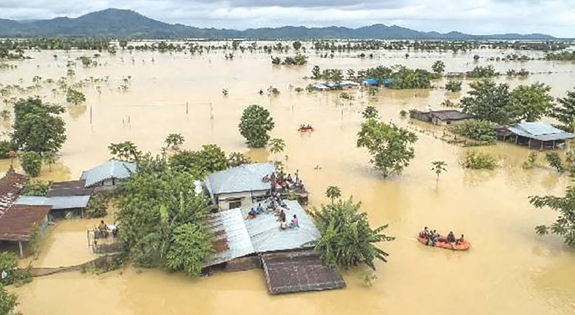 17 സംസ്ഥാനങ്ങളിൽ കനത്ത മഴയ്ക്ക് സാധ്യത: അസമിൽ പ്രളയക്കെടുതി രൂക്ഷം, മരണസംഖ്യ 87 ആയി