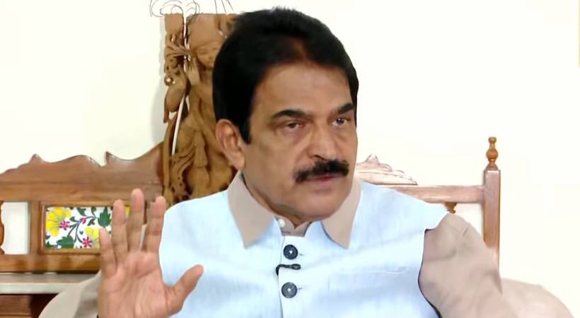 ഓണാവധി: കേരളത്തിലേക്ക് കര്‍ണ്ണാടകയുടെ 150 ബസ് സര്‍വീസ് നടത്തും, തീരുമാനം കെ സി വേണുഗോപാലിന്റെ ആവശ്യം പരിഗണിച്ച്