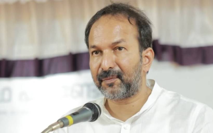 ‘പത്തനംതിട്ടയിൽ ഇന്ന് രാത്രി മിന്നൽ പ്രളയത്തിന് സാധ്യത; ജനങ്ങളെ മാറ്റിപാർപ്പിക്കും’; മന്ത്രി പി സി വിഷ്ണുനാഥ്