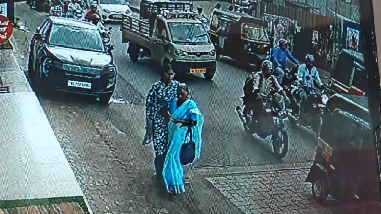 മാനന്തവാടി എൽ.എഫ് ജങ്ഷനിൽ വയോധികയുടെ മാല പൊട്ടിക്കാൻ ശ്രമം; രണ്ട് സ്ത്രീകൾക്കായി പോലീസ് തിരച്ചിൽ ഊർജ്ജിതമാക്കി