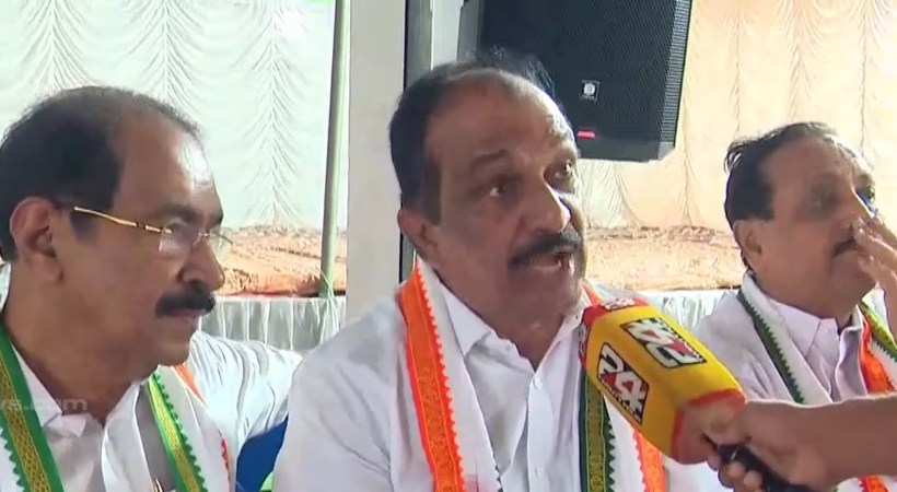 ‘ഇരുട്ടിന്റെ മറവില്‍ പാലക്കാട് റെയില്‍വേ ഡിവിഷന്‍ വിഭജിച്ചു, റെയില്‍വേ വികസനത്തില്‍ കേരളത്തെ കേന്ദ്രം അവഗണിച്ചു’; പ്രതിഷേധവുമായി യുഡിഎഫ്