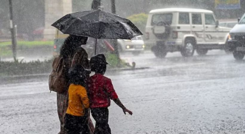 അതിശക്തമായ മഴ ഇന്നും തുടരും; ഏഴ് ജില്ലകളിൽ ഓറഞ്ച് അലർട്ട്; എട്ട് ജില്ലകളിൽ അവധി