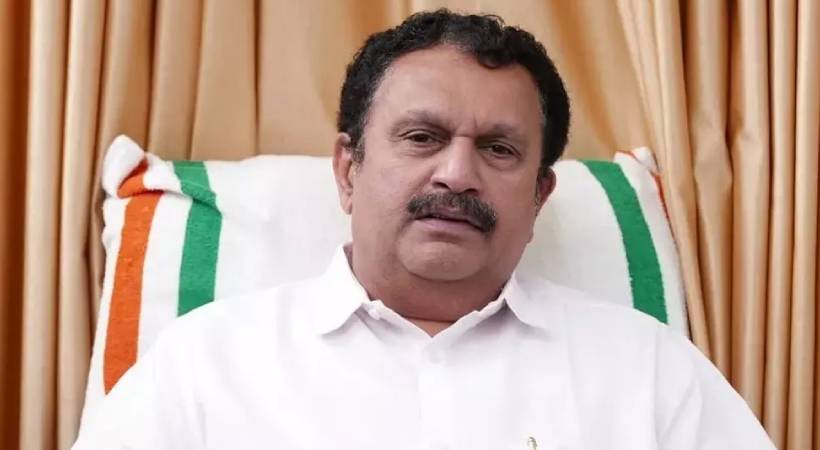 108 ആംബുലൻസ് ജീവനക്കാരുടെ സമരം അനുവദിക്കാനാകില്ല; രോഗികളുടെ ജീവൻകൊണ്ട് പന്താടാൻ സമ്മതിക്കില്ലെന്ന് മന്ത്രി കെ മുരളീധരൻ