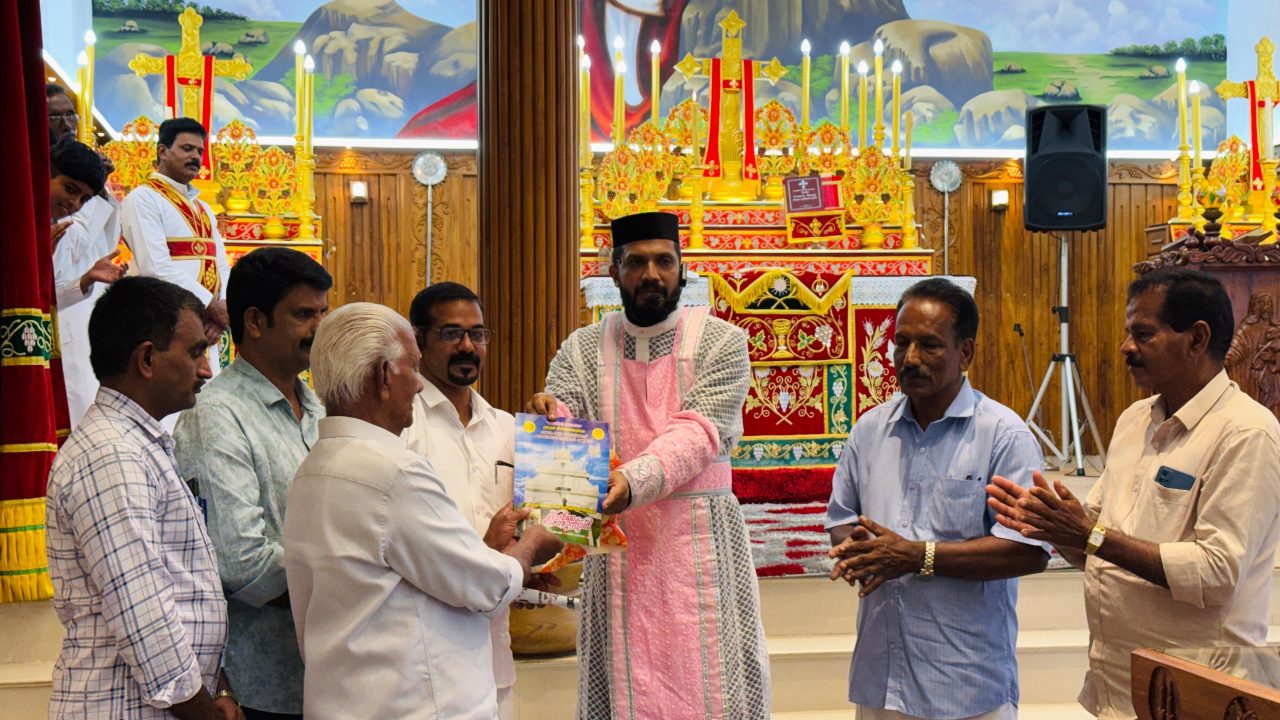 ചീയമ്പം പെരുന്നാൾ: ബുക്ക്ലെറ്റ് പ്രകാശനം ചെയ്തു
