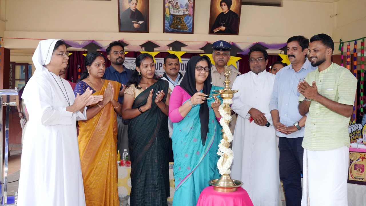 പ്രതിഭാ സംഗമവുംഅധ്യാപക ദിനാഘോഷവും സംഘടിപ്പിച്ചു