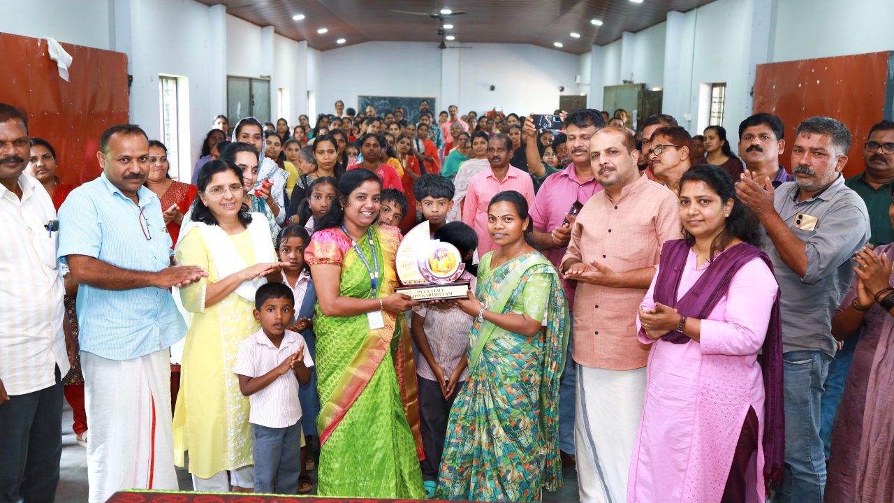 തന്നെ മികച്ച അധ്യാപികയാക്കിയത് കാട്ടിക്കുളത്തെ കുട്ടികളെന്ന് രശ്‌മി ടീച്ചർ