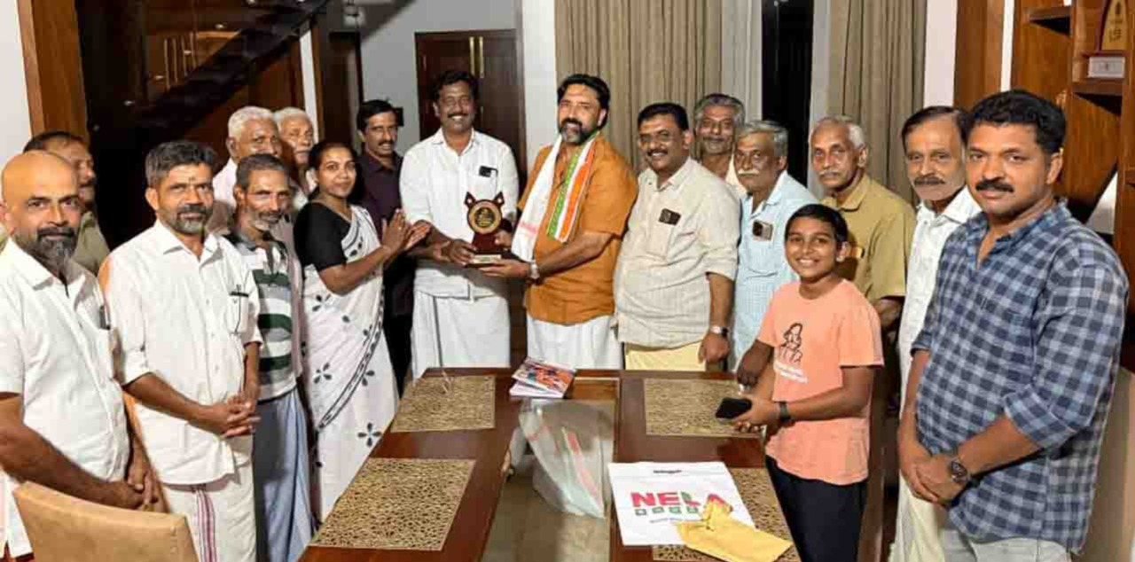 മഷൂദ് തൈക്കണ്ടിയെ കോണ്‍ഗ്രസ് ആദരിച്ചു