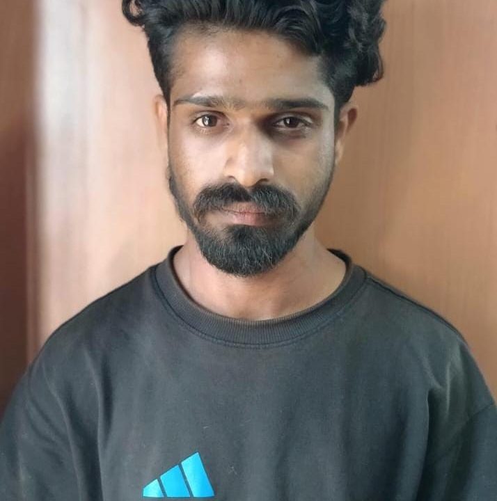 എം.ഡി.എം.എ യുമായി കോഴിക്കോട് സ്വദേശിയായ യുവാവ് പിടിയിൽ