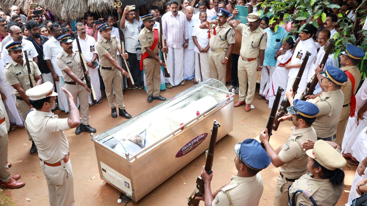 “മണ്ണിനെ സ്നേഹിച്ച് മണ്ണിലേക്ക് മടങ്ങി”പത്മശ്രീ ചെറുവയല്‍ രാമന്‍