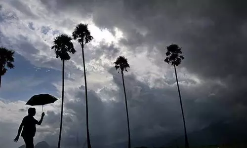 തുലാവർഷം നാളെ എത്തും; സംസ്ഥാനത്ത് അതിശക്തമായ മഴയ്ക്ക് സാധ്യത; നാല് ജില്ലകളിൽ ഓറഞ്ച് അലേർട്ട്